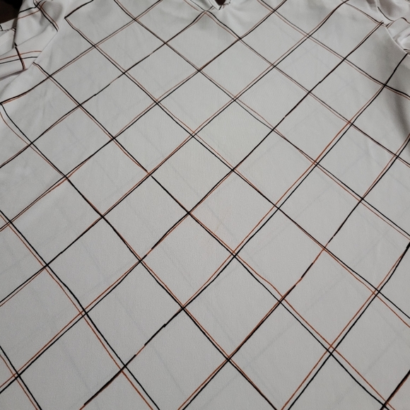 Liz Claiborne Blouse Women's Size PM White Check Short Sleeve Pullover Stretch - Picture 9 of 10